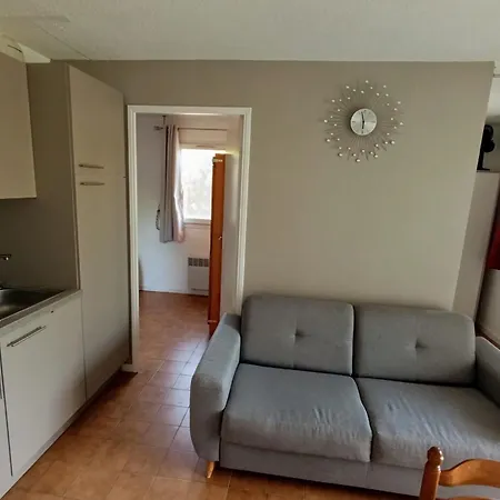 Apartment With Balcony Near *